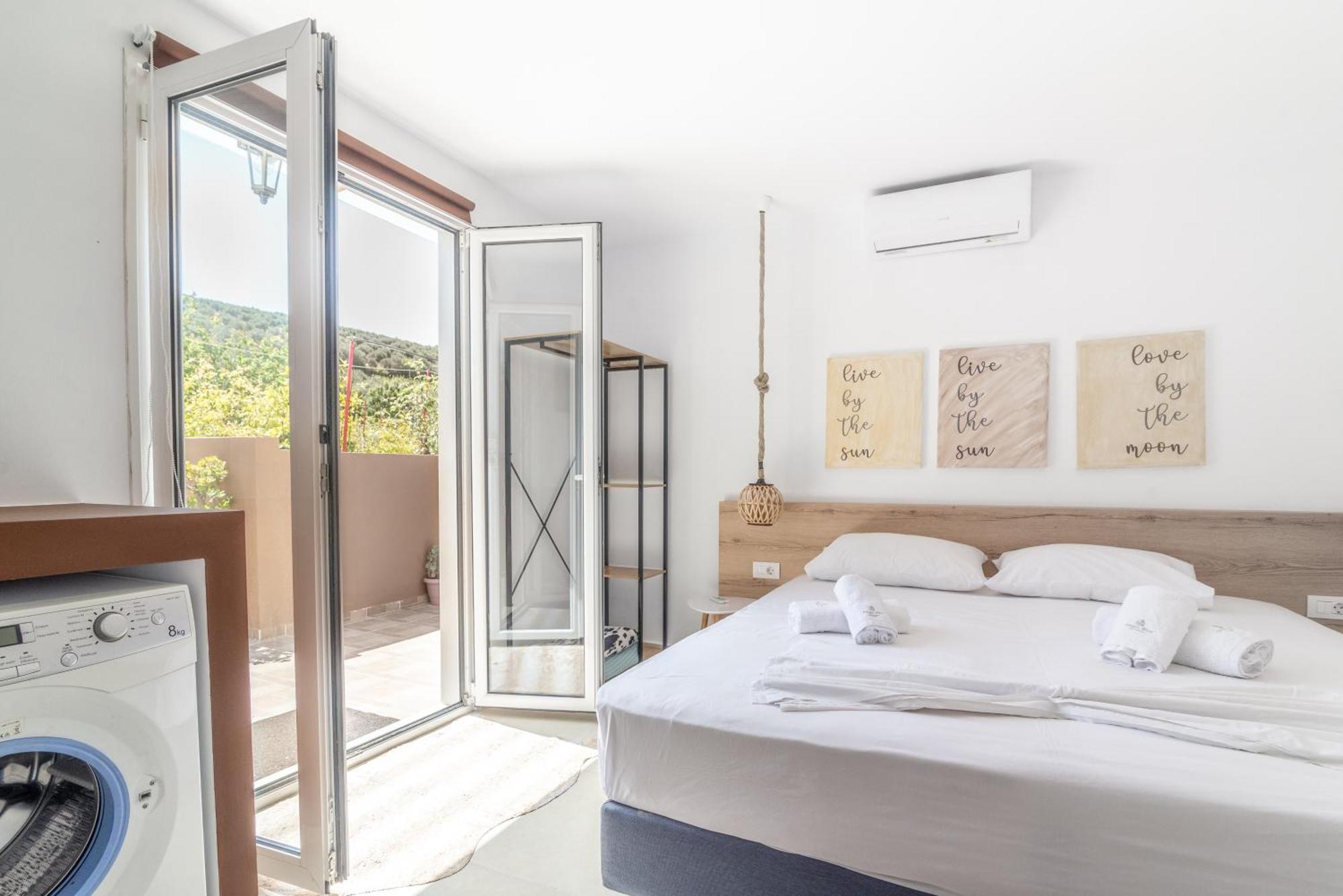 Countryhouse Villa With Pool & Private Parking 이라클리온 외부 사진