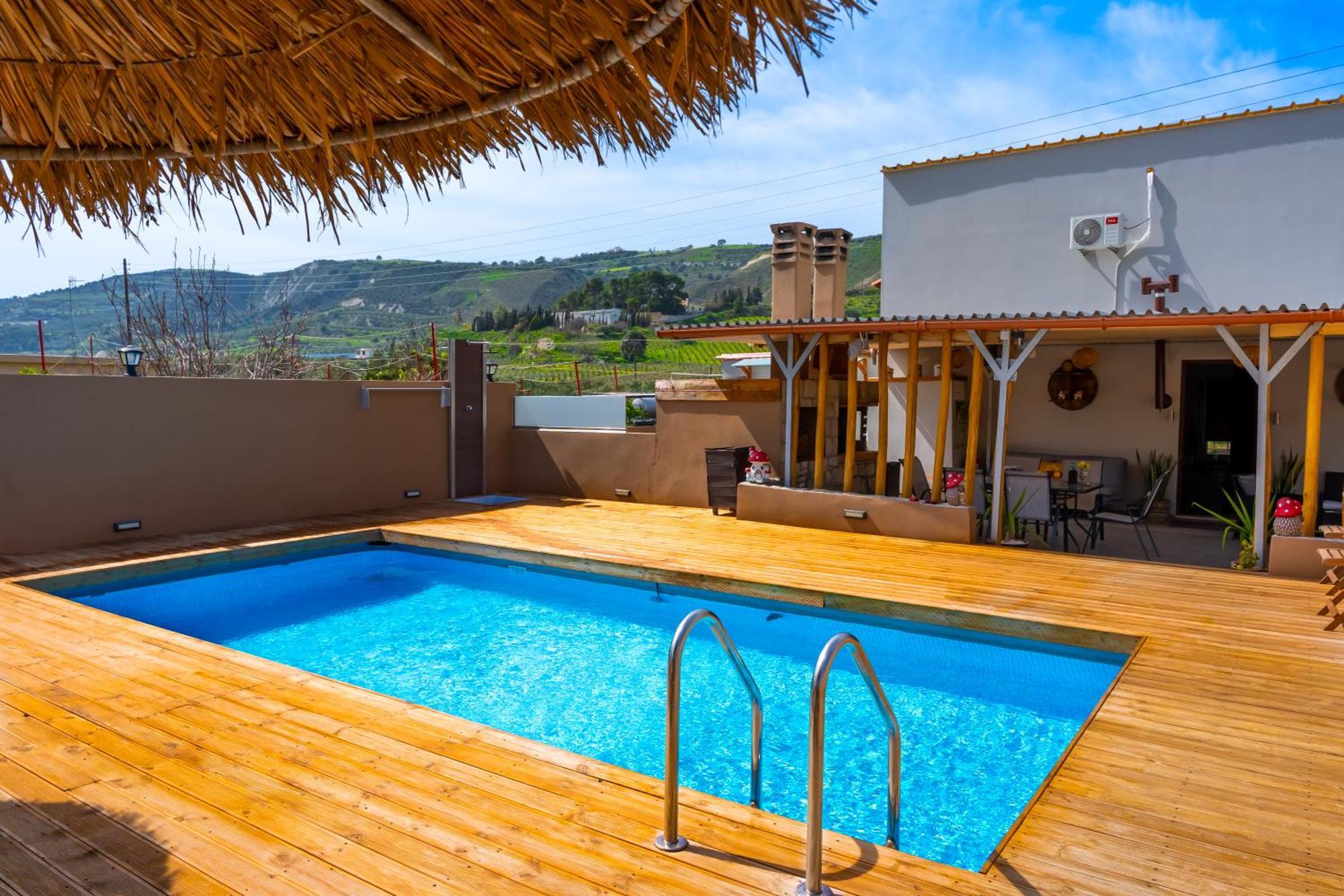 Countryhouse Villa With Pool & Private Parking 이라클리온 외부 사진