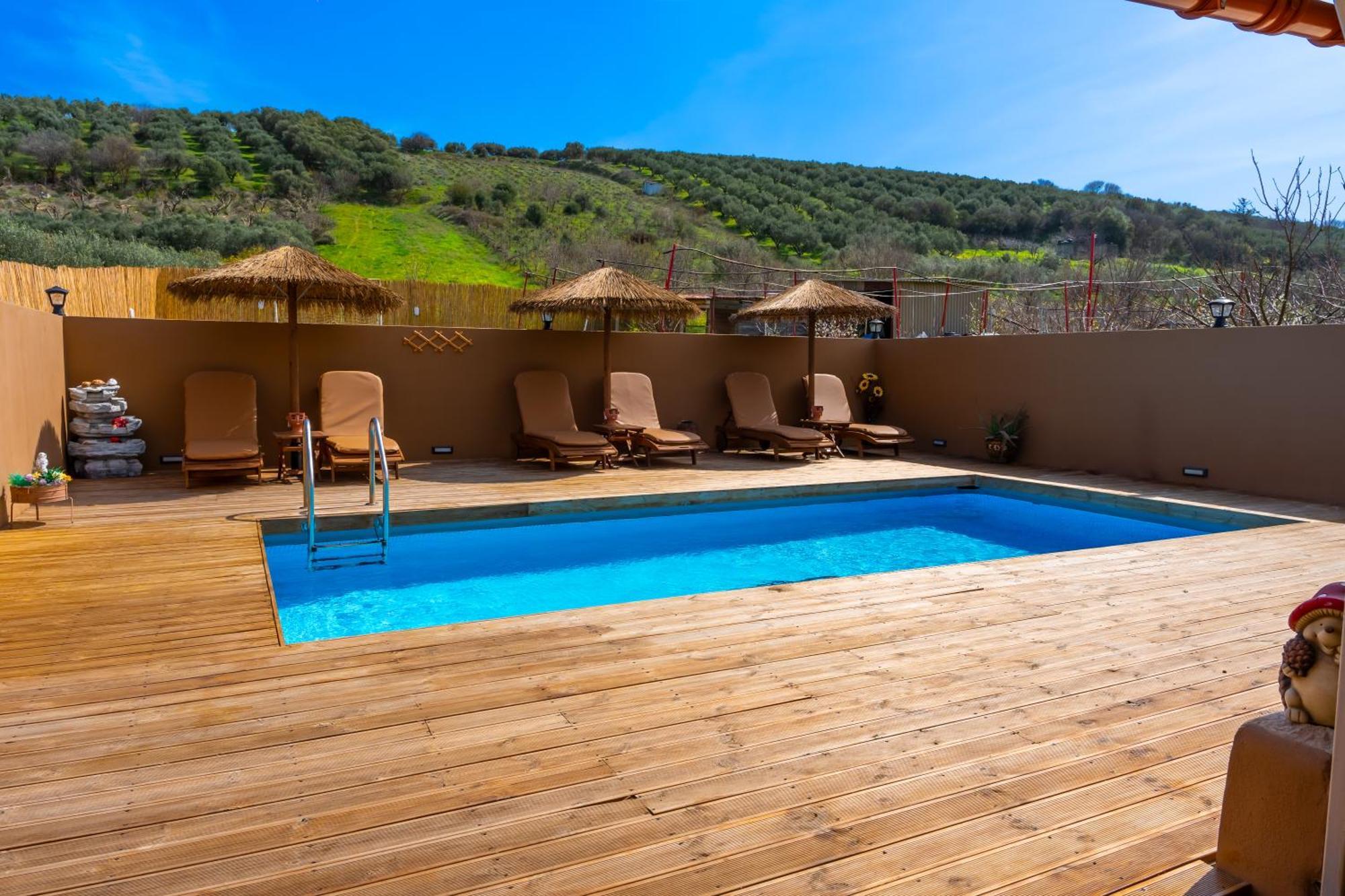 Countryhouse Villa With Pool & Private Parking 이라클리온 외부 사진