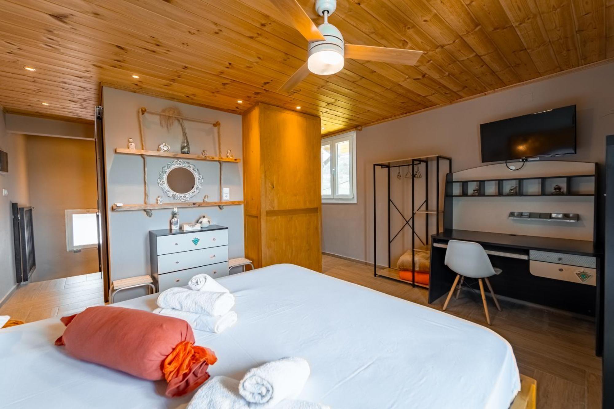 Countryhouse Villa With Pool & Private Parking 이라클리온 외부 사진